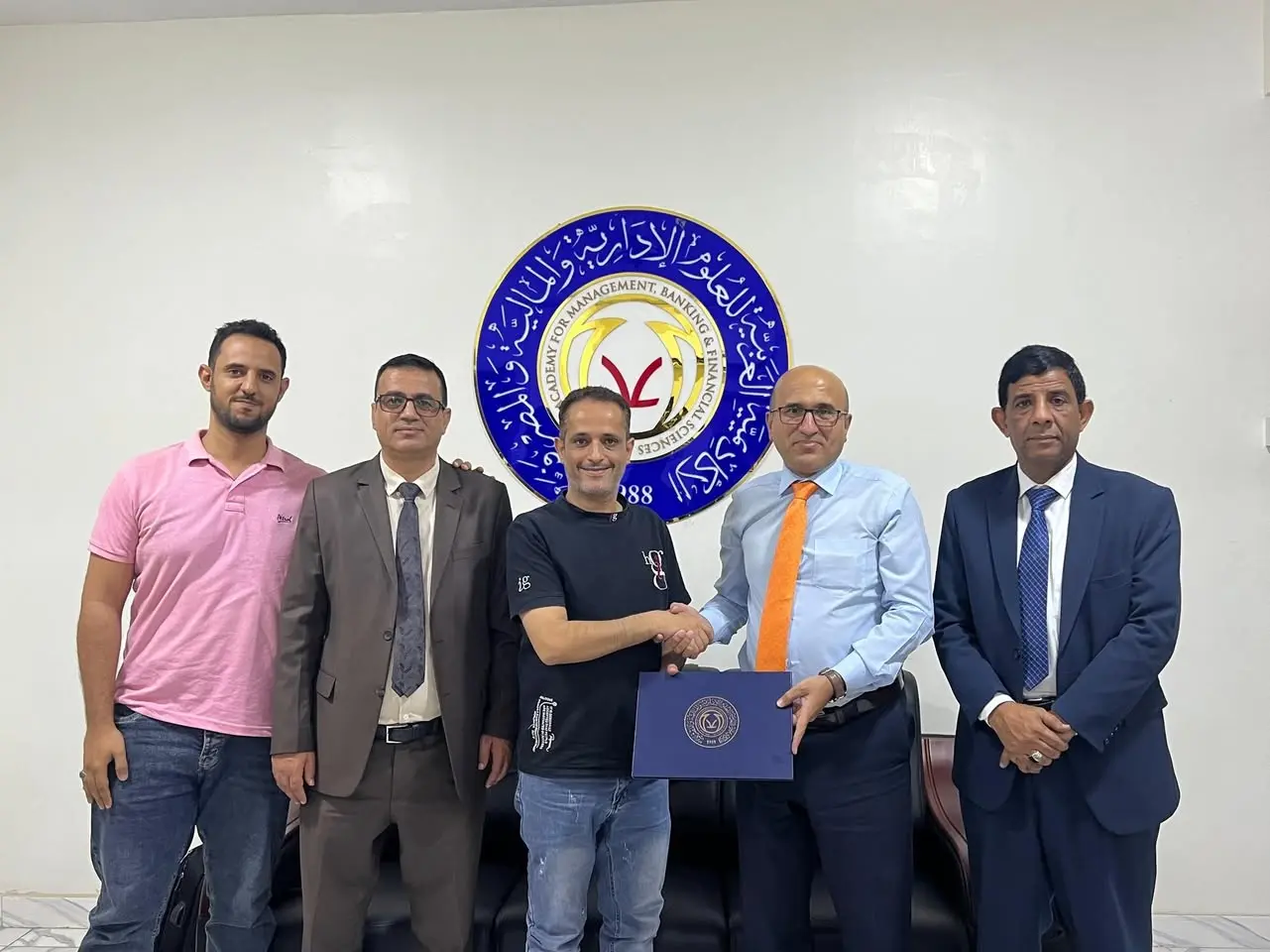 The Arab Academy Signs a Strategic Cooperation Agreement with the Hayel Saeed Anam Group to Deliver Training and Professional Development Services